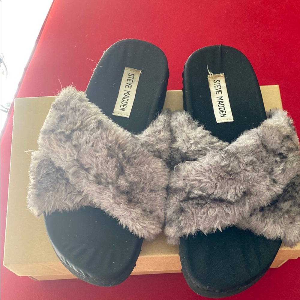 Steve Madden Women's Black and Gray Fur Slippers - Picture 1 of 6